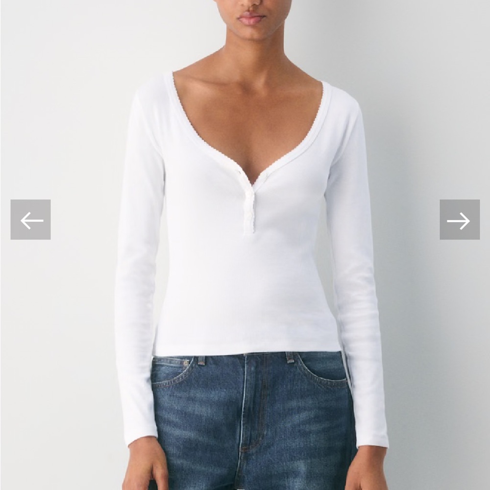 NWT!! Aritzia Lace Henley